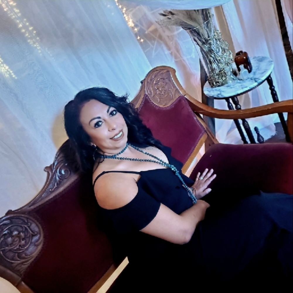 Meet your Posher, Lisa